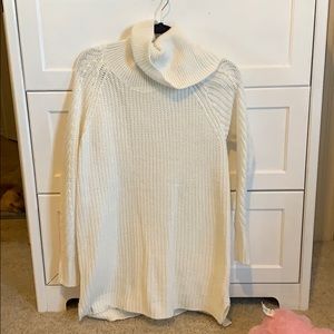 White chunky sweater